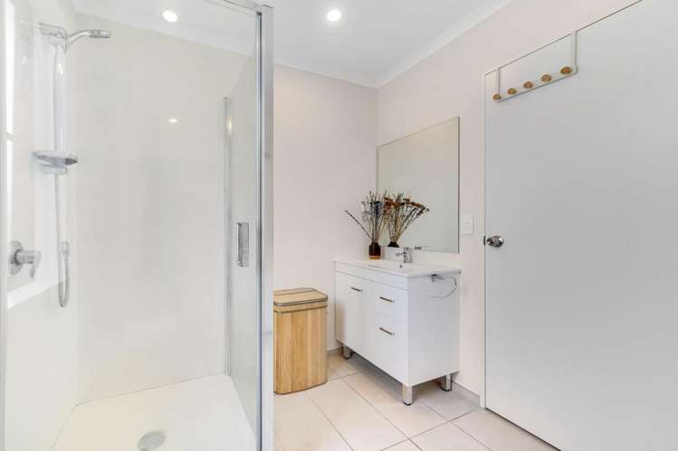 7 Saddleback Crescent 10938_9