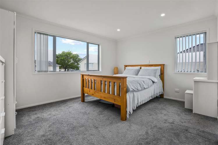 9 Fuselage Lane Takanini_7