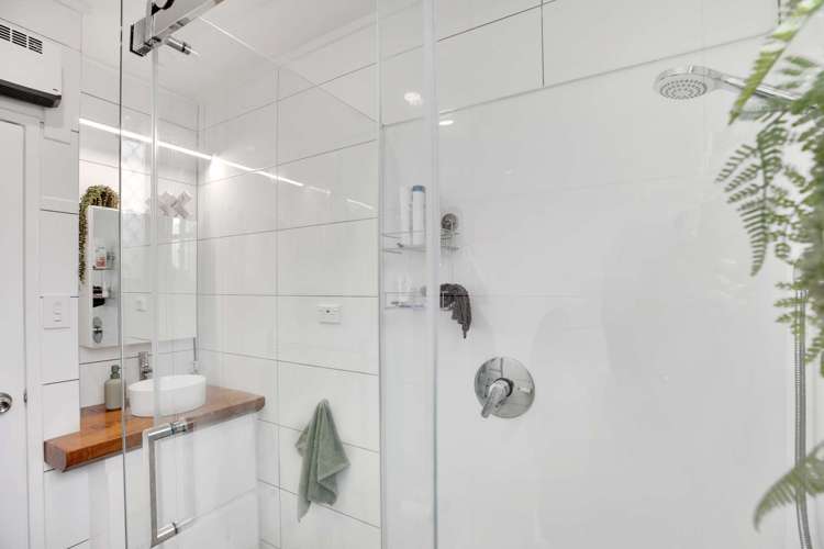 11a Larch Place Casebrook_24