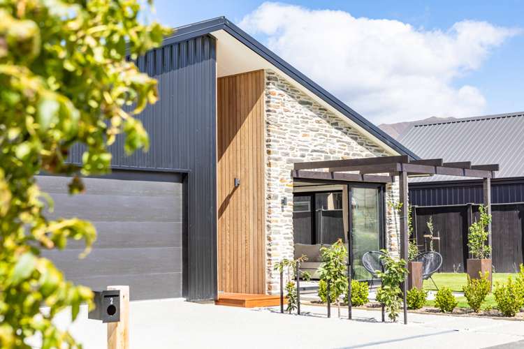 2 Glen Dene Crescent Wanaka_19