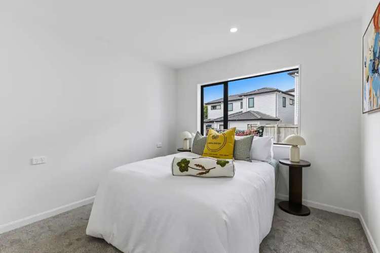 1/8 Bullar Crescent Manurewa_11