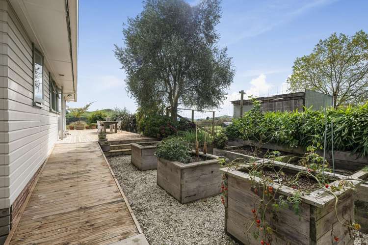 85 Paparamu Road Hauraki Surrounds_21