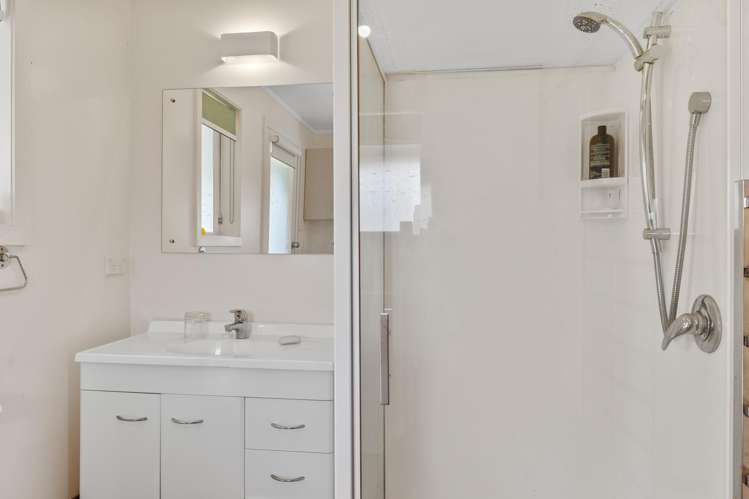 13 Boulton Road Levin_10