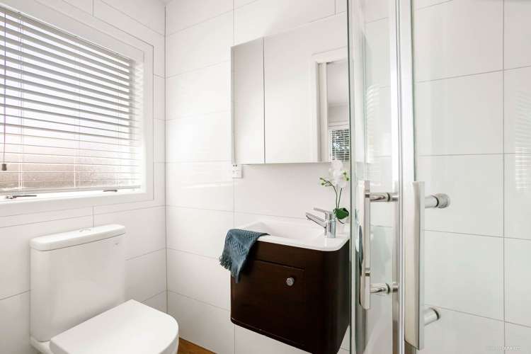 1/31 Abbotts Way Remuera_10