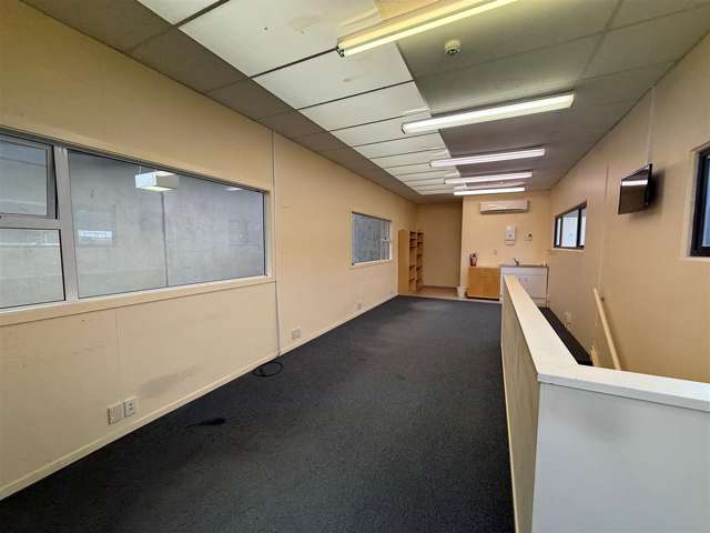 Unit 1, 98 Main Road Tawa_4