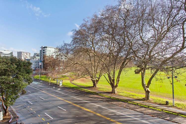 17/8 Dock Street Auckland Central_6