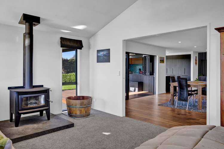 1351 South Road Kaitake_15