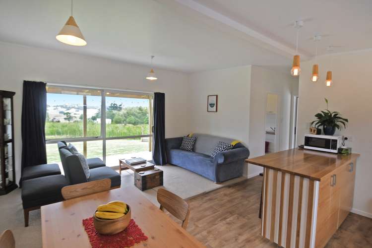 3 Pavel Place Kaiwaka_3