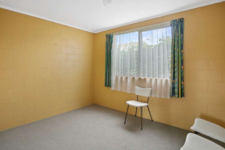 6 Thames Road Paeroa_16