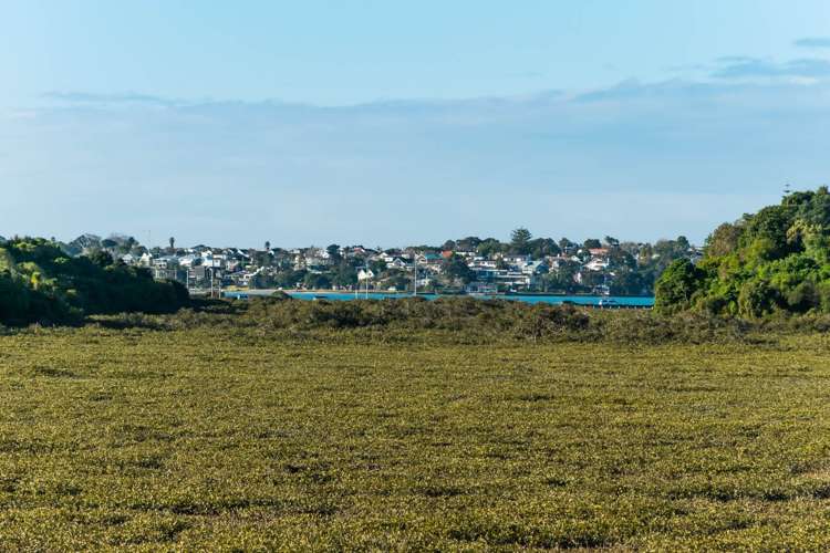 26c Saint Peters Street Northcote_11