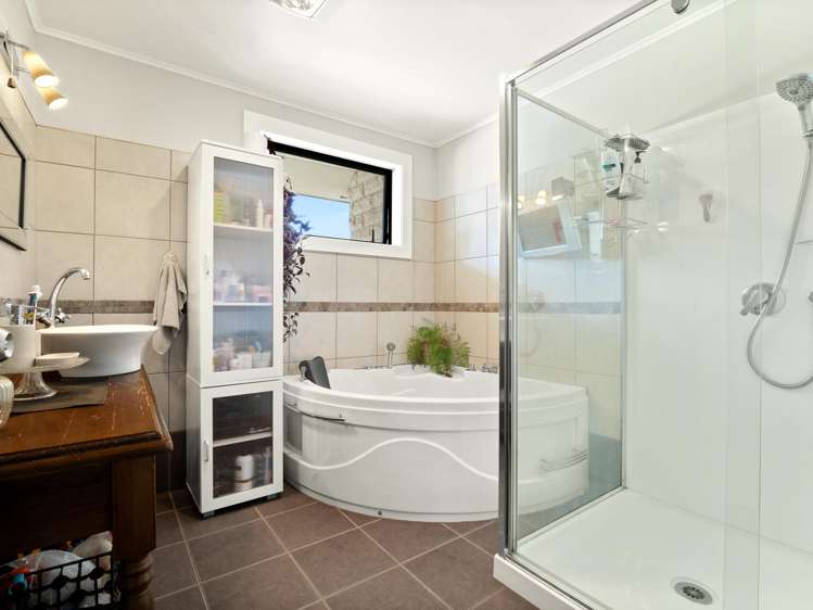 87 Hall Road Sawyers Bay_16