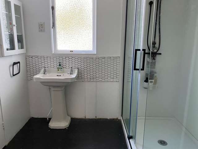 28 Harrington Street Lawrence_3