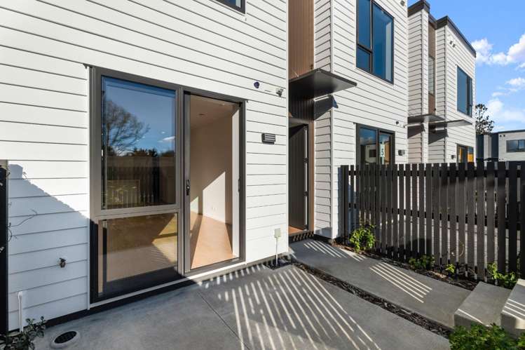 7 Isabella Lane Henderson_14