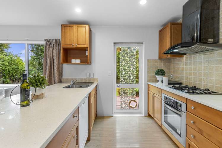 7 Wattle Street New Lynn_8