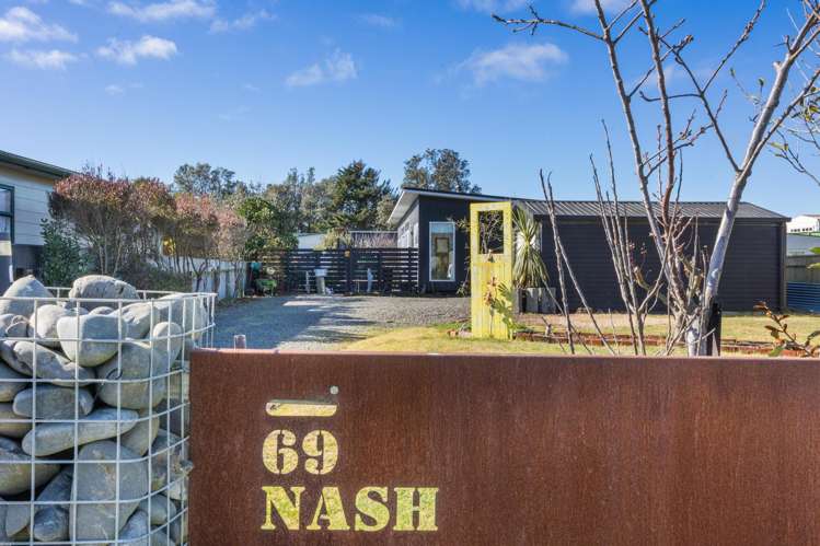 69 Nash Parade_1