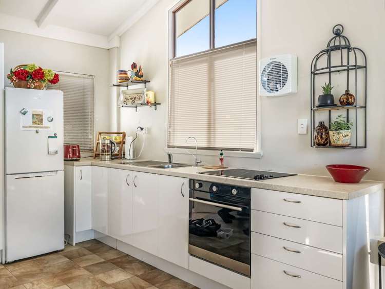 6/20 Towers Street Paeroa_14