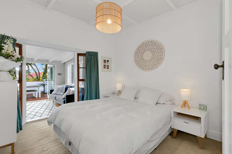 8 Challinor Crescent Mount Albert_9