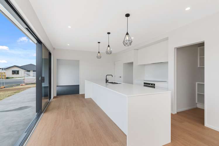 17 Luxembourg Crescent Halswell_8