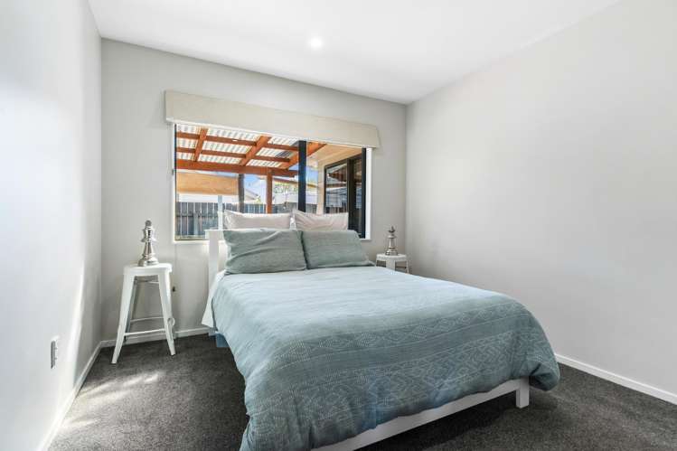 88 McRobbie Road Kingseat_13