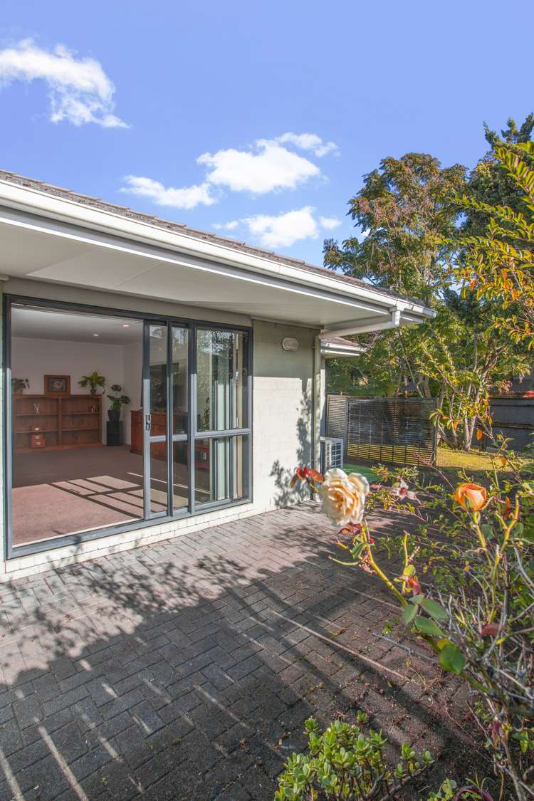 2/20 Marbeth Court Botany Downs_5