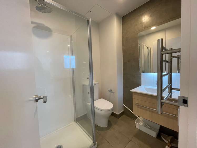 1604/438 Queen Street Auckland Central_10