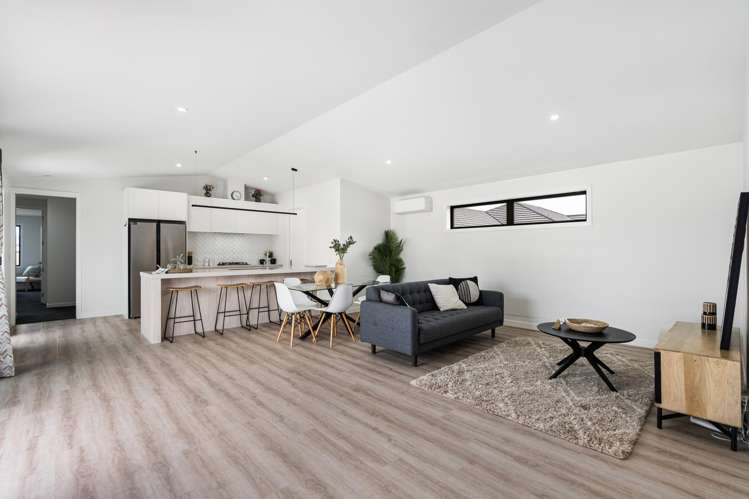 34 Agathis Crescent Wigram_2