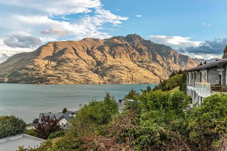 179 Fernhill Road Fernhill/Sunshine Bay_12