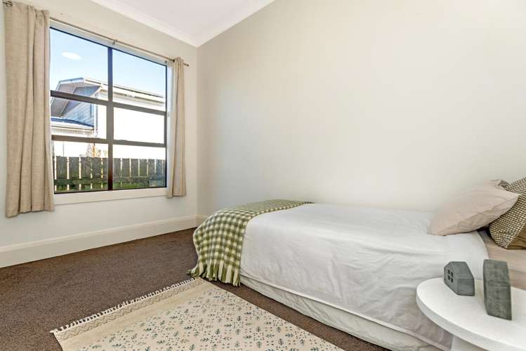 2 Cobden Street Gisborne_24