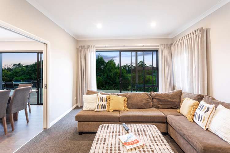 42 Leebank Crescent Riverhead_8