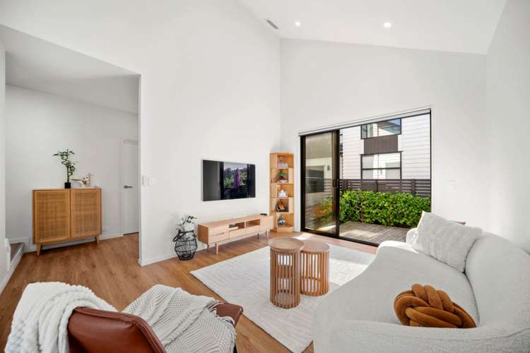 1B Lemon Grove Lane Greenhithe_3