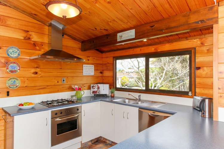 9 Ash Place Whalers Gate_10