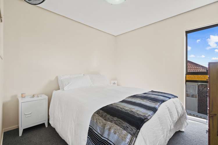 19 Raumati Crescent Onerahi_11