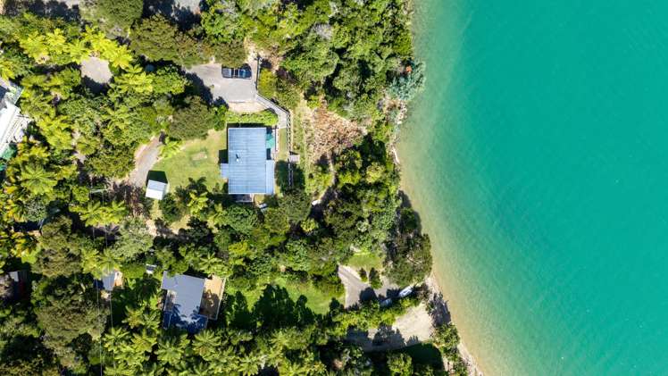 2453 Kenepuru Road Kenepuru Sound_21