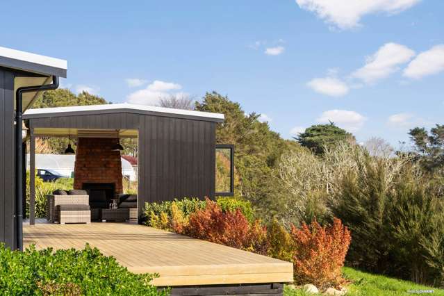 Designer Home with Arena, Barn & Rural Charm