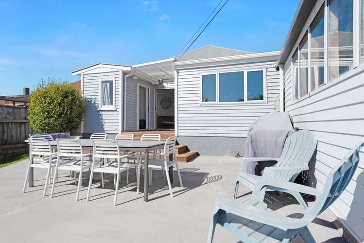 2 Atua Street Johnsonville_22