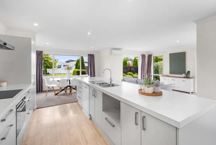 44 Cairnbrae Drive_1