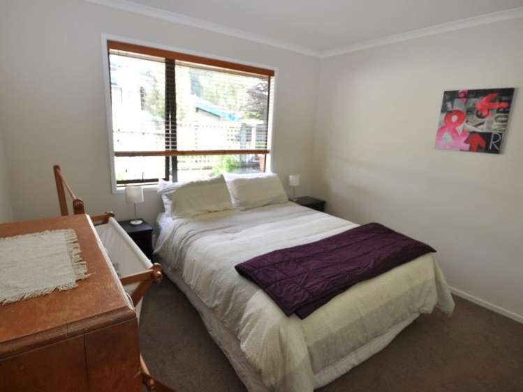 6 Crown Reef Pauanui_16