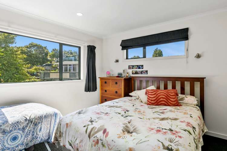 2/29 Sunset Street Hilltop_17