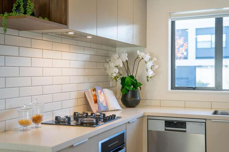 6 Orona Place Takanini_7