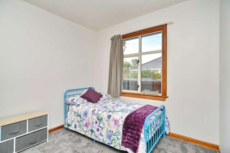 72 Grange Street Hillsborough_11