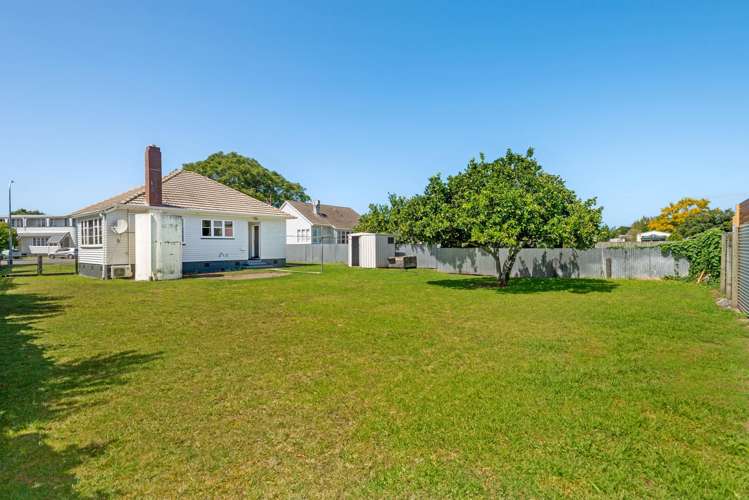 70 Centennial Crescent Te Hapara_13