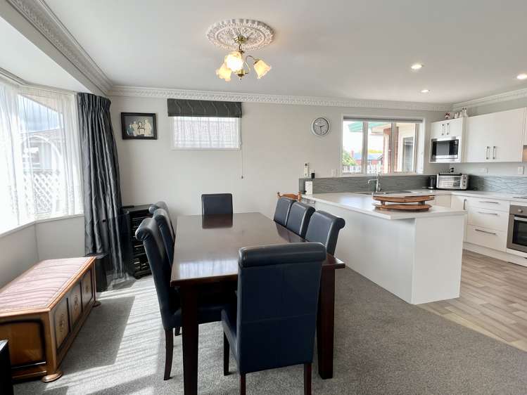 184 King Street Windsor_8