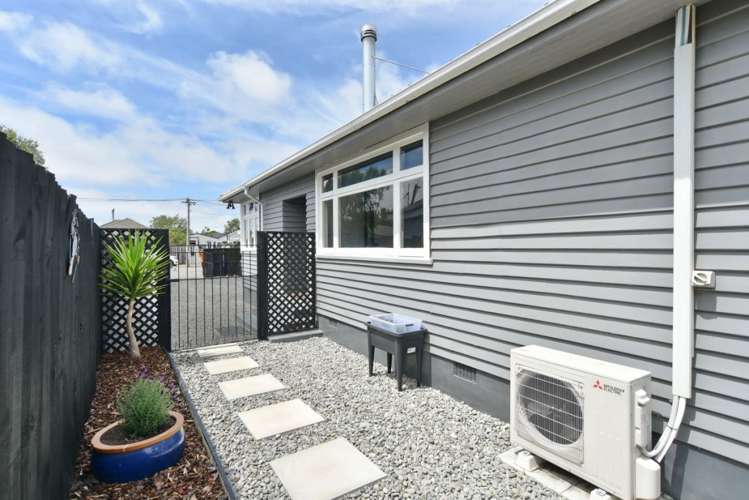 93 Bassett Street Burwood_24