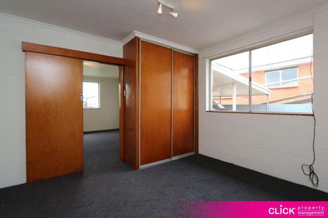 1/9 De Carle Street Saint Kilda_2