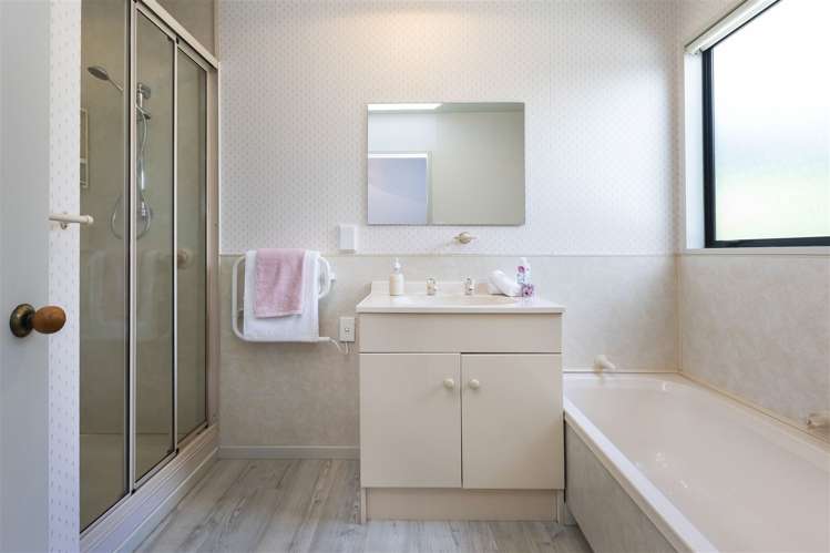 72 Cannon Hill Crescent Mount Pleasant_14