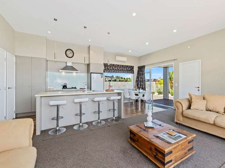 17 Seabreeze Road Mangawhai Heads_8