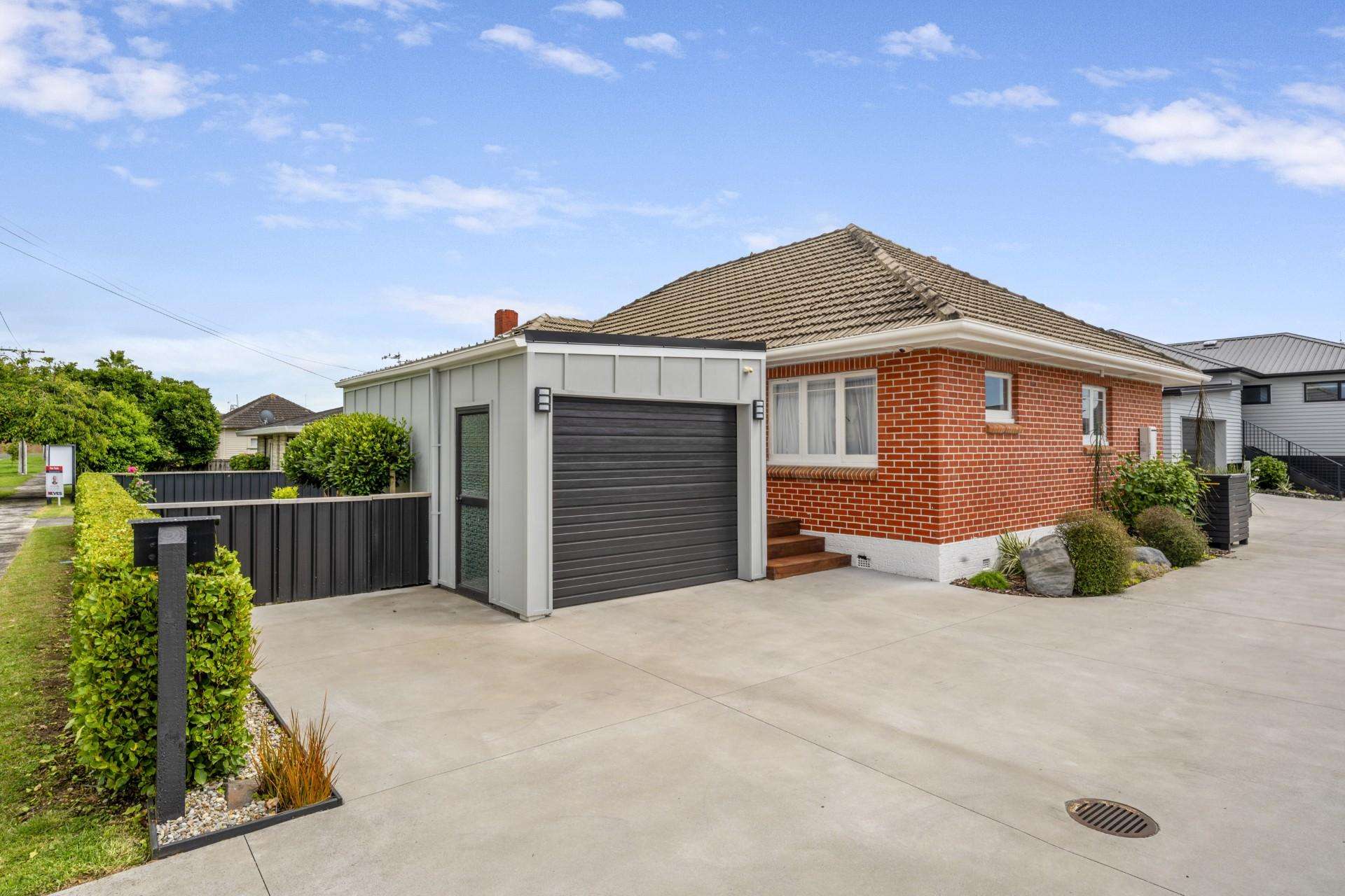55B Pemberton Crescent Greerton_0