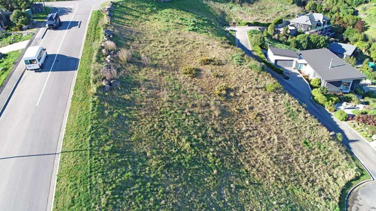 2 Te Wharau Lane Charteris Bay_12