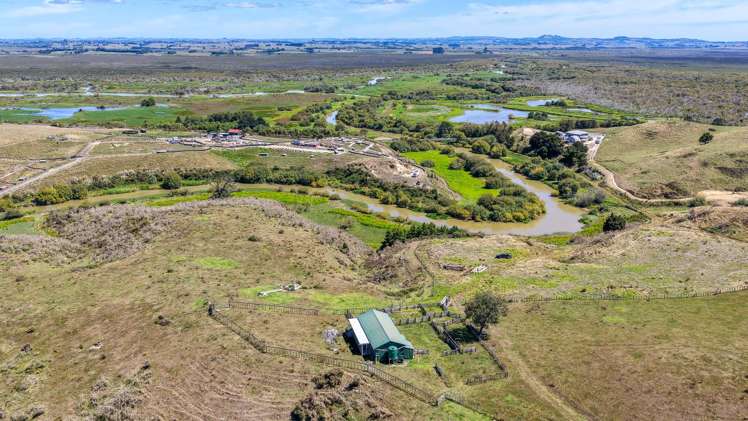 650 Falls Road Maramarua_10