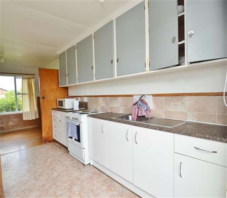 75 Hutchinson Avenue New Lynn_11